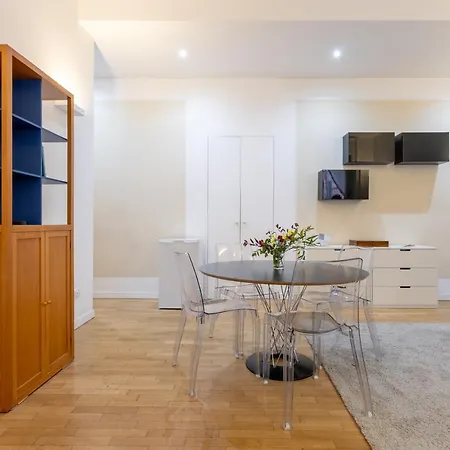 Co99 - Modern Two Bedrooms In Castello Cova Appartement